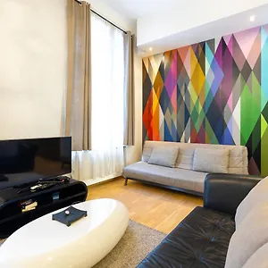 Apartment Luxury With Spacious Livingroom At Opera House, Budapest